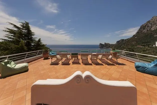 Villa, Sigara İçilebilir