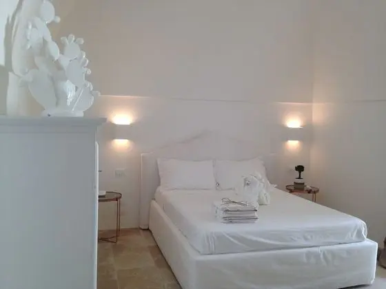 Junior Süit, 1 Büyük (Queen) Boy Yatak, Engellilere Uygun, Sigara İçilmez