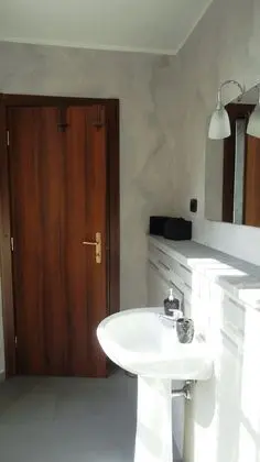 Tek Büyük Yataklı Oda, Banyolu/Duşlu