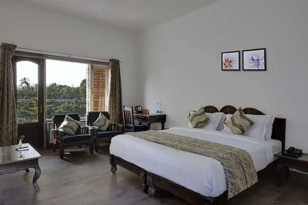 Deluxe Tek Büyük Yataklı Oda, 1 Çift Kişilik Yatak, Sigara İçilmez, Bahçe Manzaralı