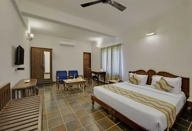 Deluxe Tek Büyük Yataklı Oda, 1 Çift Kişilik Yatak, Sigara İçilmez, Bahçe Manzaralı