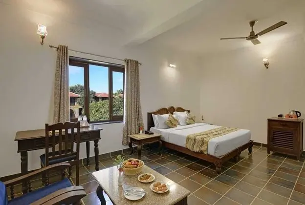 Deluxe Tek Büyük Yataklı Oda, 1 Çift Kişilik Yatak, Sigara İçilmez, Bahçe Manzaralı