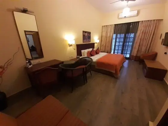 Deluxe Süit, Nehir Manzaralı (Seleqtions with Sit-out)