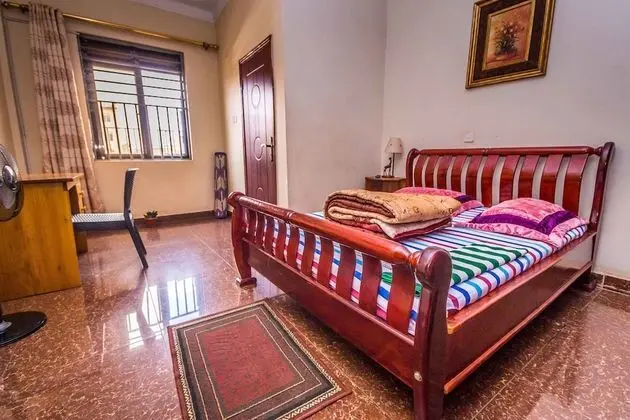 Standard Tek Büyük veya İki Ayrı Yataklı Oda