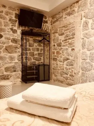 Classic Tek Büyük veya İki Ayrı Yataklı Oda, Ortak Banyo