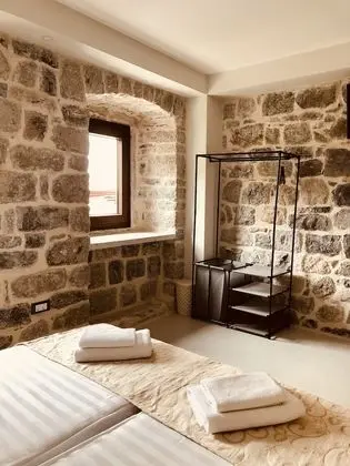 Classic Tek Büyük veya İki Ayrı Yataklı Oda, Ortak Banyo