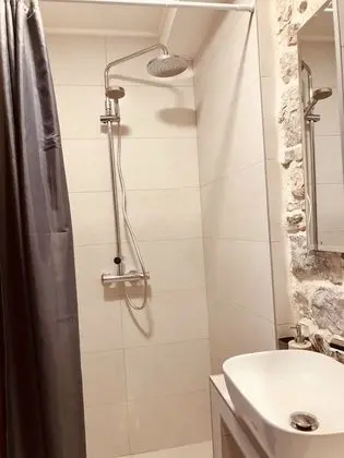 Classic Tek Büyük veya İki Ayrı Yataklı Oda, Ortak Banyo