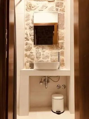 Classic Tek Büyük veya İki Ayrı Yataklı Oda, Ortak Banyo