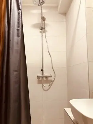 Classic Tek Büyük veya İki Ayrı Yataklı Oda, Ortak Banyo