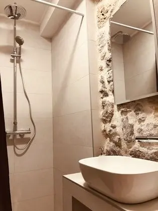 Classic Tek Büyük veya İki Ayrı Yataklı Oda, Ortak Banyo