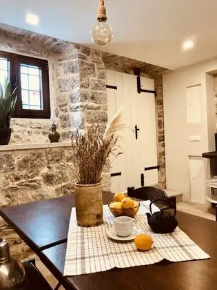 Classic Tek Büyük veya İki Ayrı Yataklı Oda, Ortak Banyo