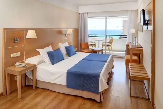 Tek Büyük Yataklı Oda, Balkon