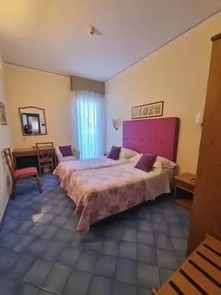 Tek Büyük Yataklı Oda, Bahçe Manzaralı