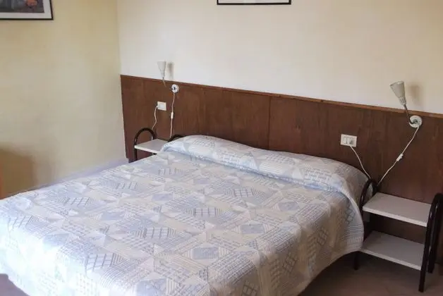 1 Çift Kişilik Veya 2 Tek Kişilik Yatak Economy