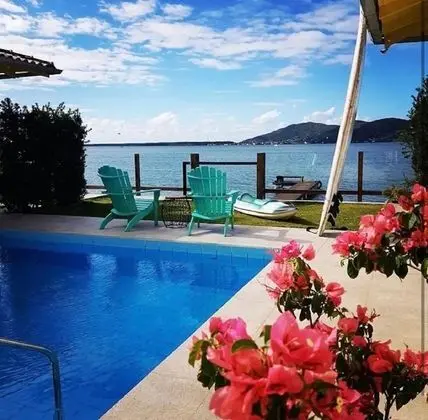 Suite Lagoa Guesthouse