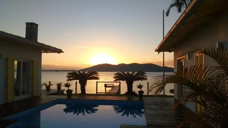 Suite Lagoa Guesthouse