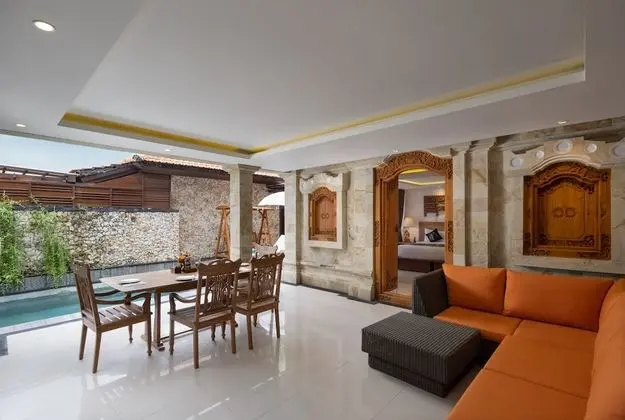 Deluxe Villa