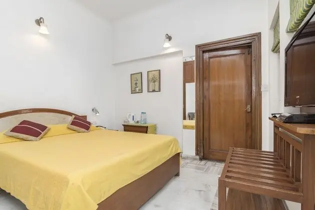 Luxury Tek Büyük Yataklı Oda, 1 En Büyük (King) Boy Yatak, Balkon, Şehir Manzaralı