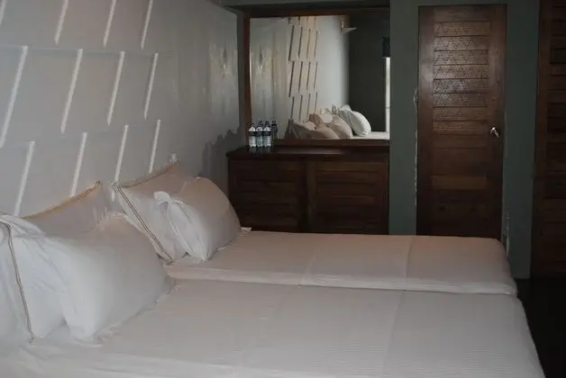 Deluxe Üç Kişilik Oda, Göl Manzaralı