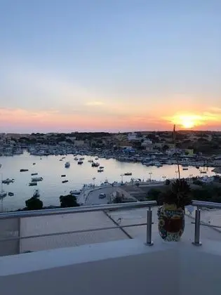 Deluxe Tek Büyük Yataklı Oda, Balkon, Deniz Manzaralı