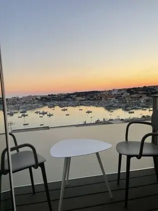 Deluxe Tek Büyük Yataklı Oda, Balkon, Deniz Manzaralı