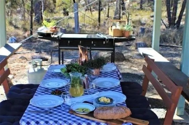 Family Oda (Rustic)