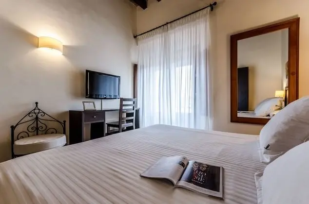 Tek Büyük Yataklı Oda