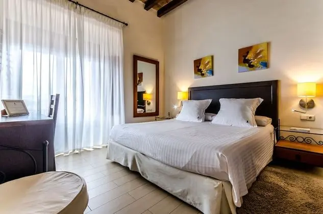 Tek Büyük Yataklı Oda