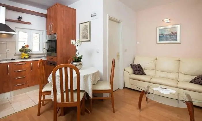 Ev (Gita - peacefull and comfortable - H()