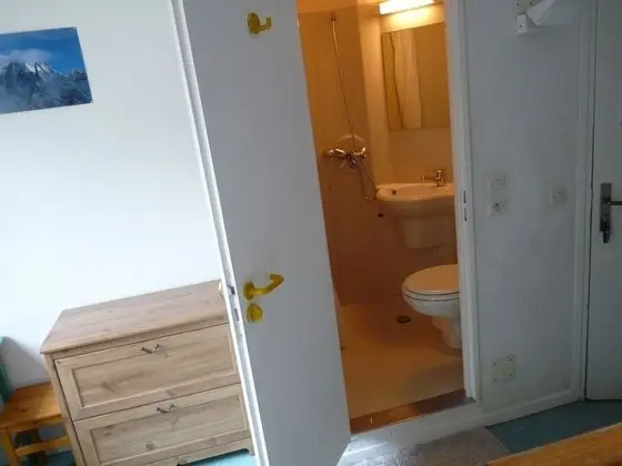 Economy Tek Büyük Yataklı Oda