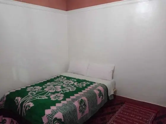 Üç Kişilik Oda