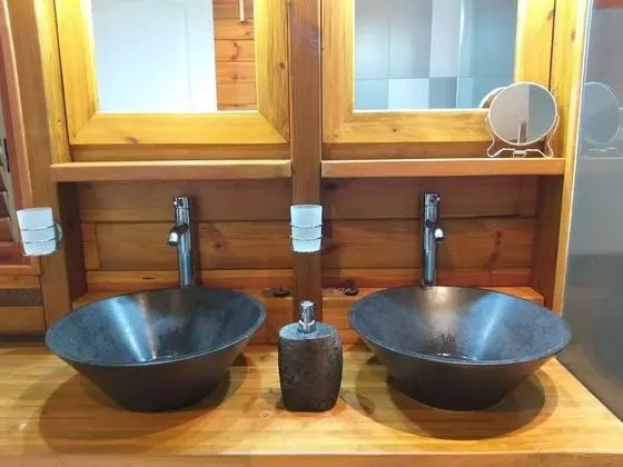 Romantic Kır Evi, Birden Çok Yatak, Sigara İçilmez