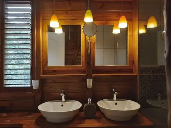 Romantic Kır Evi, Sigara İçilmez