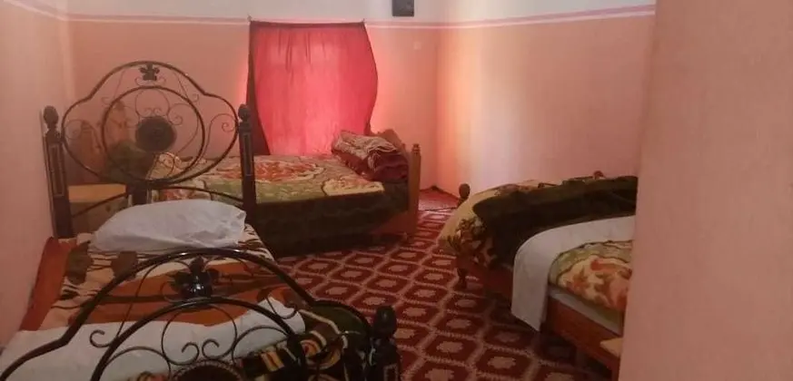 Üç Kişilik Oda