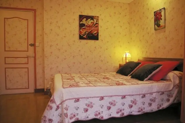 Economy Tek Büyük Yataklı Oda