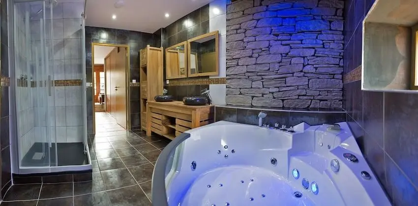 Kır Evi, Engellilere Uygun, Banyolu/Duşlu (4 étoiles)