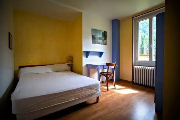 Classic Tek Büyük Yataklı Oda