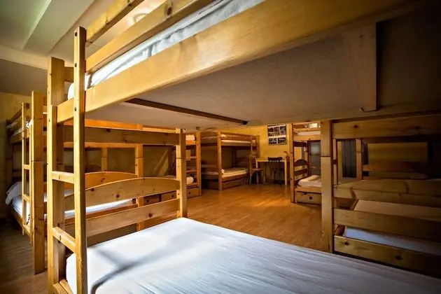 Classic Tek Büyük Yataklı Oda