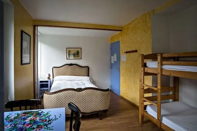 Classic Tek Büyük Yataklı Oda