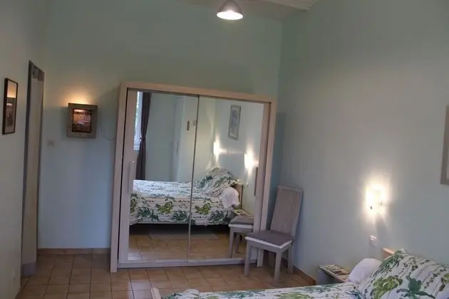 Kır Evi, 1 Çift Kişilik Yatak, Sigara İçilmez