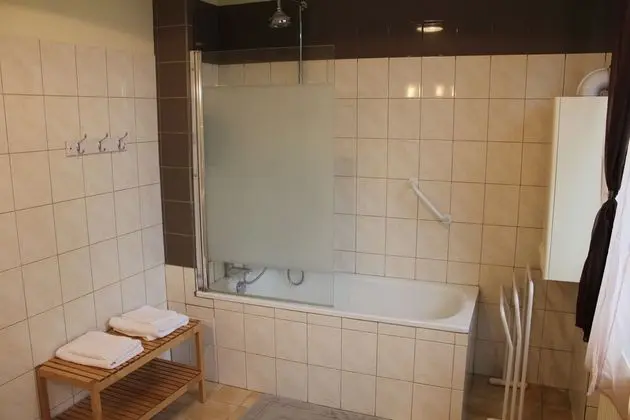 Kır Evi, 1 Çift Kişilik Yatak, Sigara İçilmez