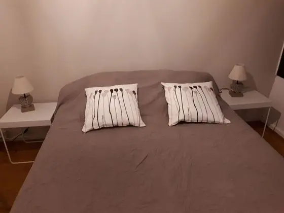 Family Ev, Özel Banyo, Dağ Manzaralı (Entre Vignes et Montagne)