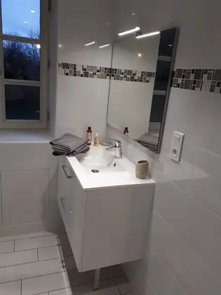 Family Ev, Özel Banyo, Dağ Manzaralı (Entre Vignes et Montagne)