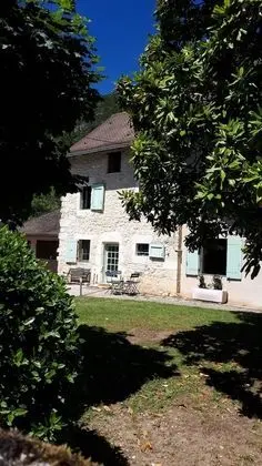 Family Ev, Özel Banyo, Dağ Manzaralı (Entre Vignes et Montagne)