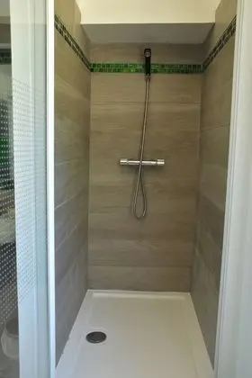 Family Kır Evi, Banyolu/Duşlu
