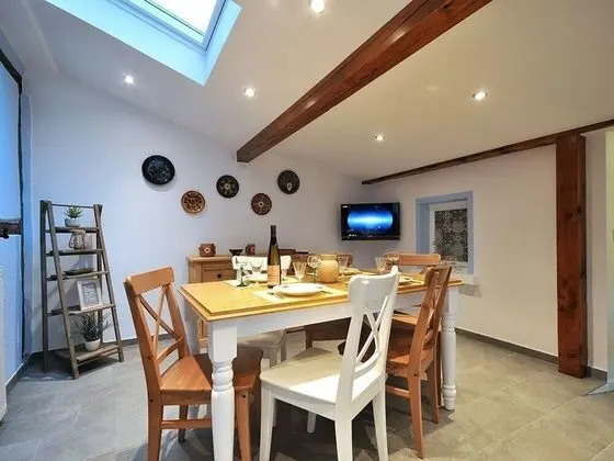 Family Kır Evi, Banyolu/Duşlu (La Grande Charrue)