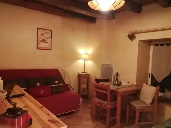 Superior Apart Daire, Banyolu/Duşlu, Bahçe Manzaralı (L'ADOUX)