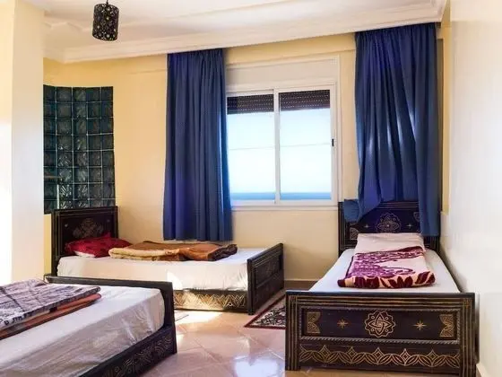 Üç Kişilik Oda