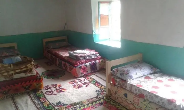 Üç Kişilik Oda