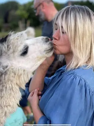 Apart Daire, Banyolu/Duşlu (Le Décollage)